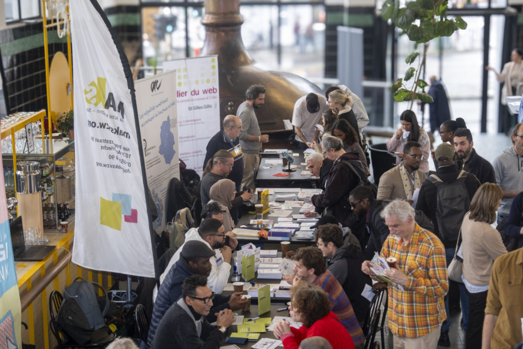 Espace public numérique CABAN loi ARIZONA reforme chômage MAKS FOBAGRA ARC Culture